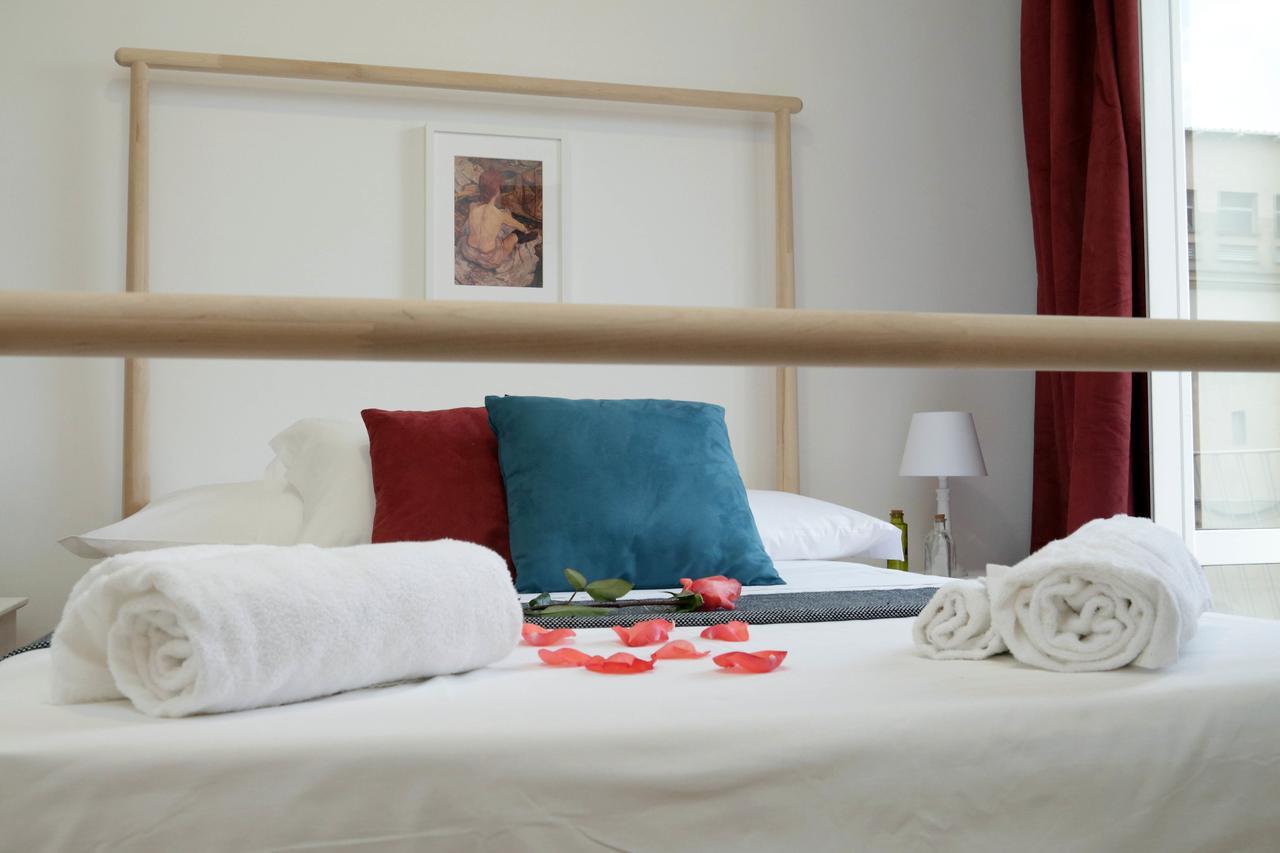 Monti Central Apartment โรม ภายนอก รูปภาพ