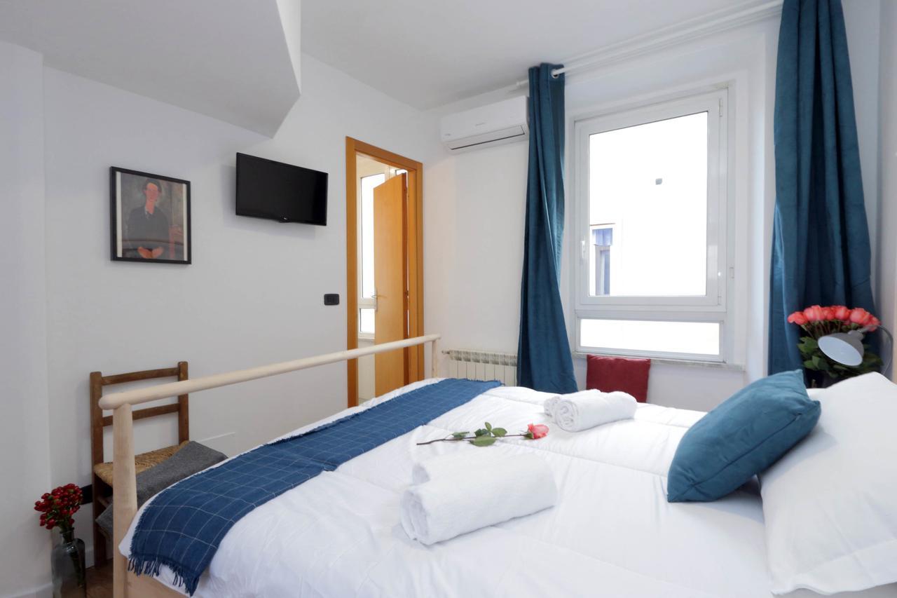Monti Central Apartment โรม ภายนอก รูปภาพ